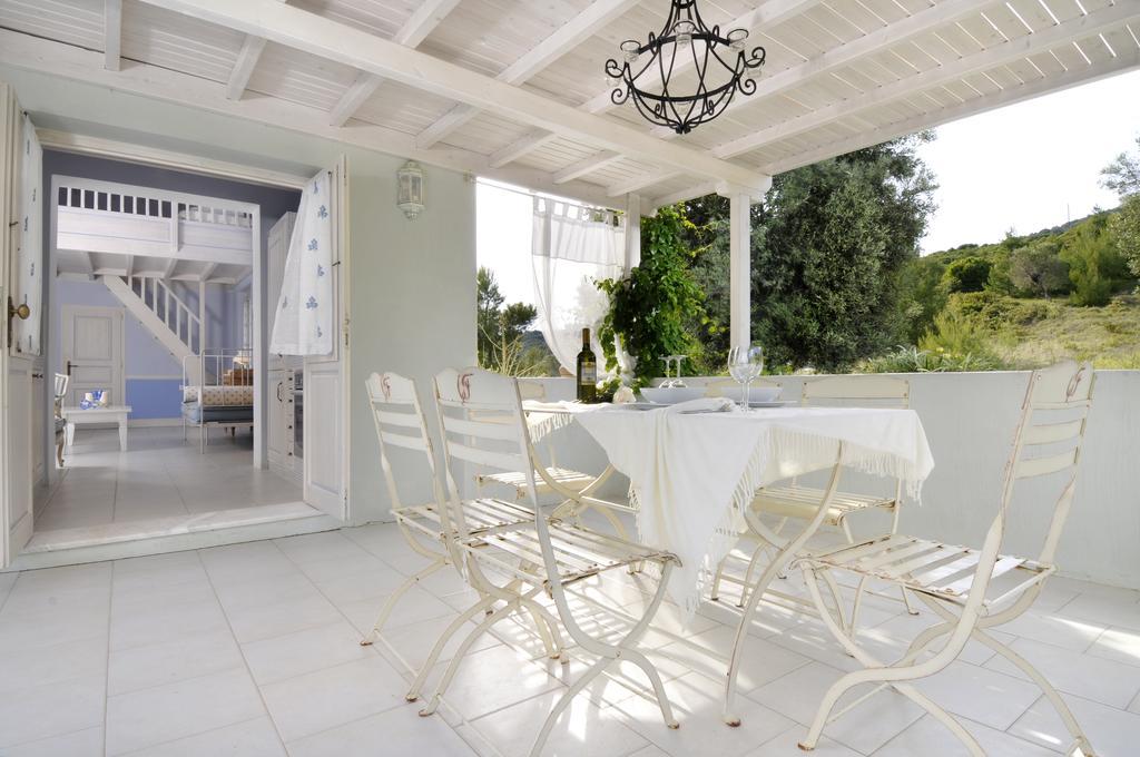 Anemolia Villas With Private Pools Near The Most Beautiful Beaches Of Alonissos Isomata Exteriér fotografie